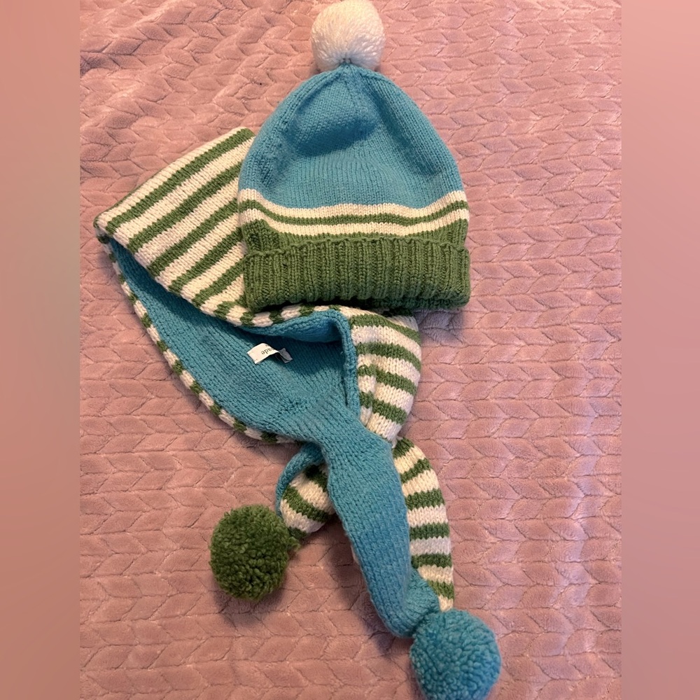 Kate Spade- youth hat and scarf set